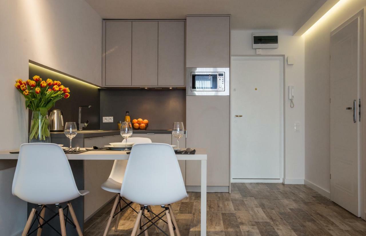 City Center Zelazna, Next To Warsaw'S Business District & Fabryka Norblina, By Warsawskyline Apartments Esterno foto